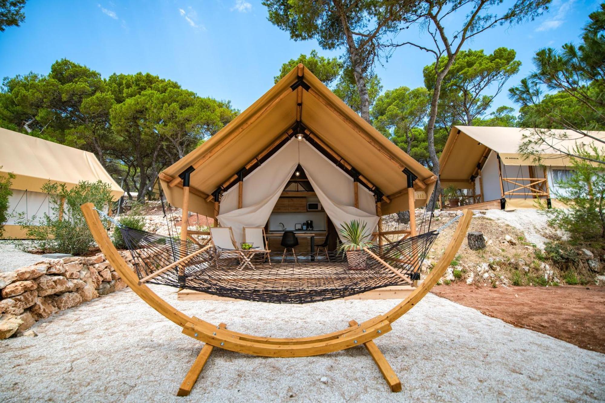 Arena One 99 Glamping Pomer